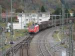 185 189-8 der DB Railion Logistics  mit einem Gterzug bei Immendingen aufgenommen am 26.10.09.