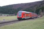 Doppelstock-Steuerwagen (3. Gattung) mit einem Regionalzug von Stuttgart Hbf nach Singen auf der Hhe von Mhringen aufgenommen am 28.11.09.