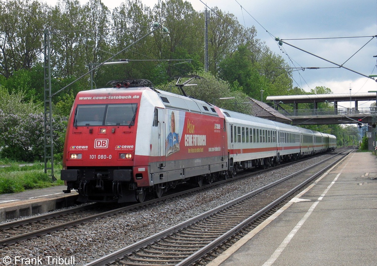 101 080-0 aufgenommen am 26.05.2013 im Donaueschinger Bahnhof  