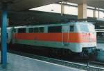 Die 111 185-5 im Dsseldorfer Hbf aufgenommen im August 1992